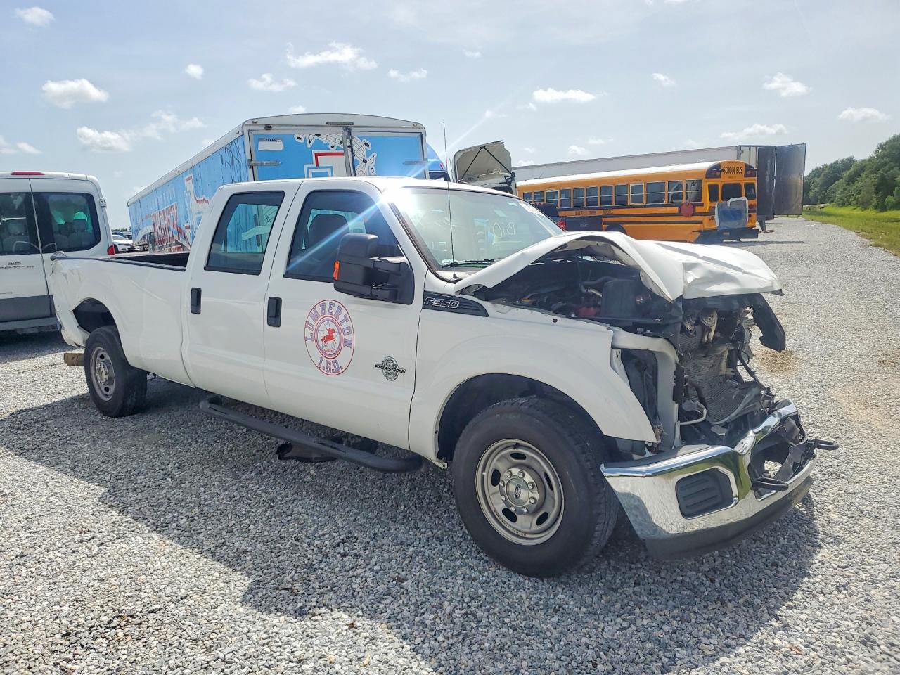 2015 Ford F350 Super Duty White vin: 1FT8W3AT6FEC53167