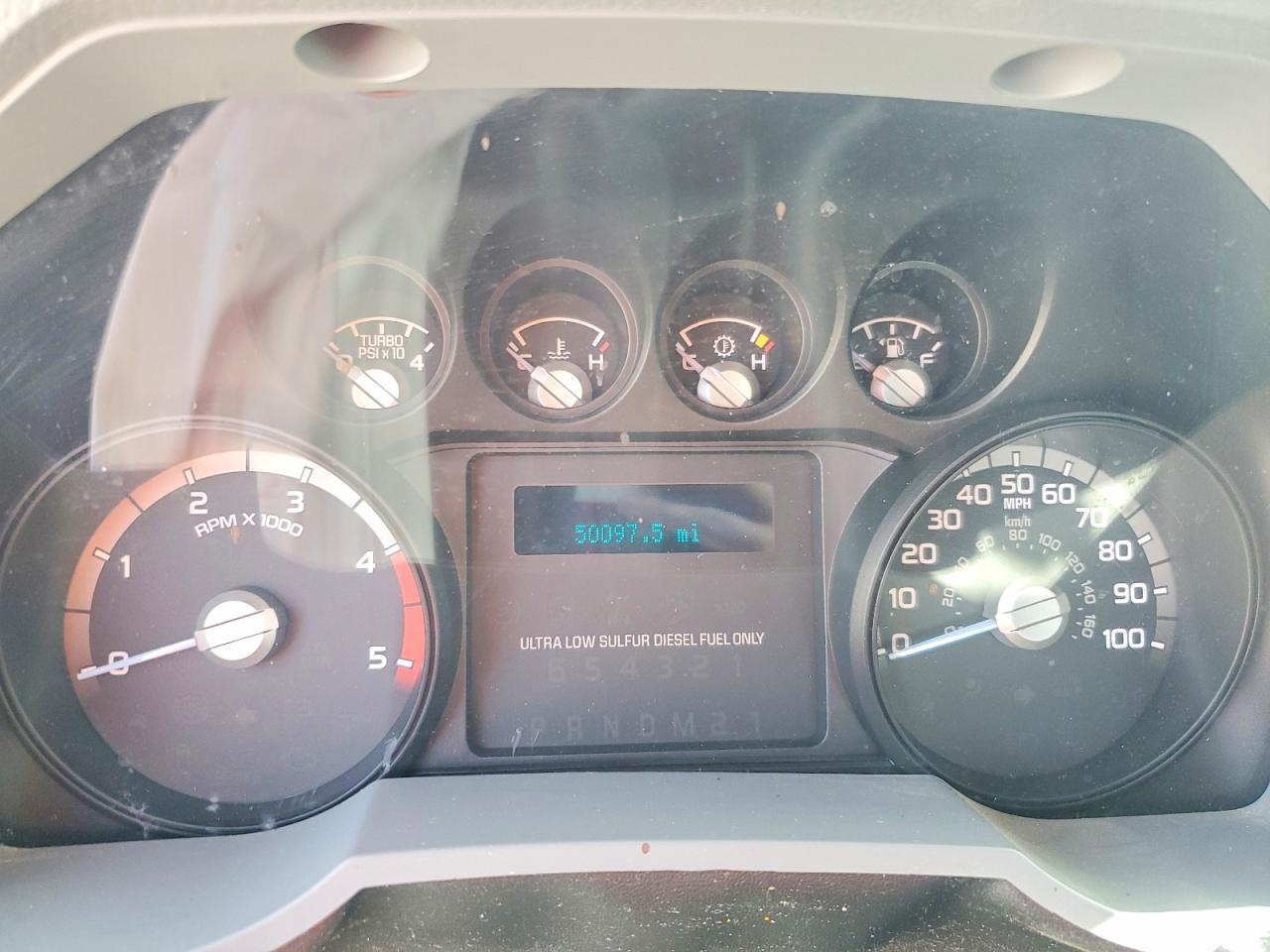 2015 Ford F350 Super Duty White vin: 1FT8W3AT6FEC53167