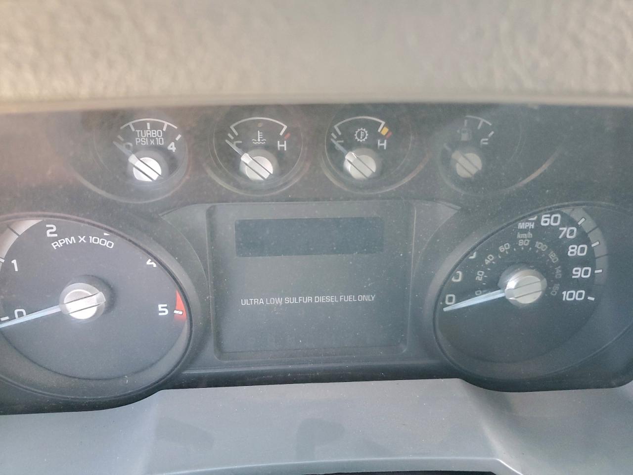 2014 Ford F350 Super Duty White vin: 1FT8W3AT7EEA98238