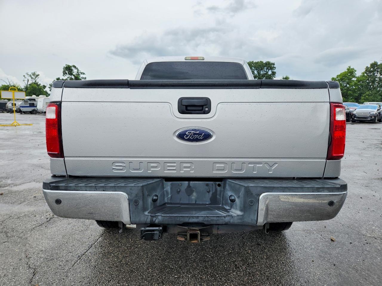 2015 Ford F350 Super Duty Silver vin: 1FT8W3B60FED08107