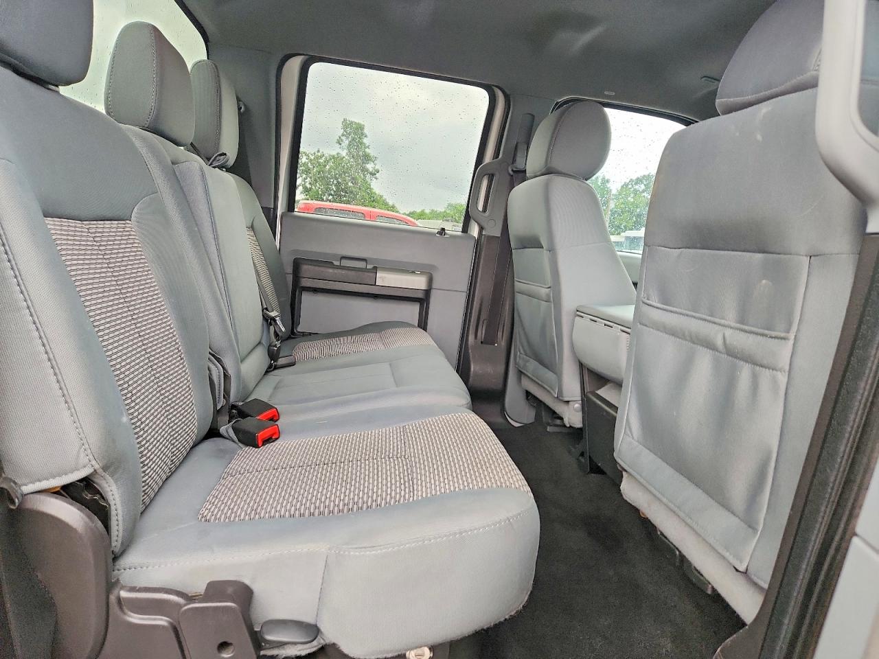 2015 Ford F350 Super Duty Silver vin: 1FT8W3B60FED08107