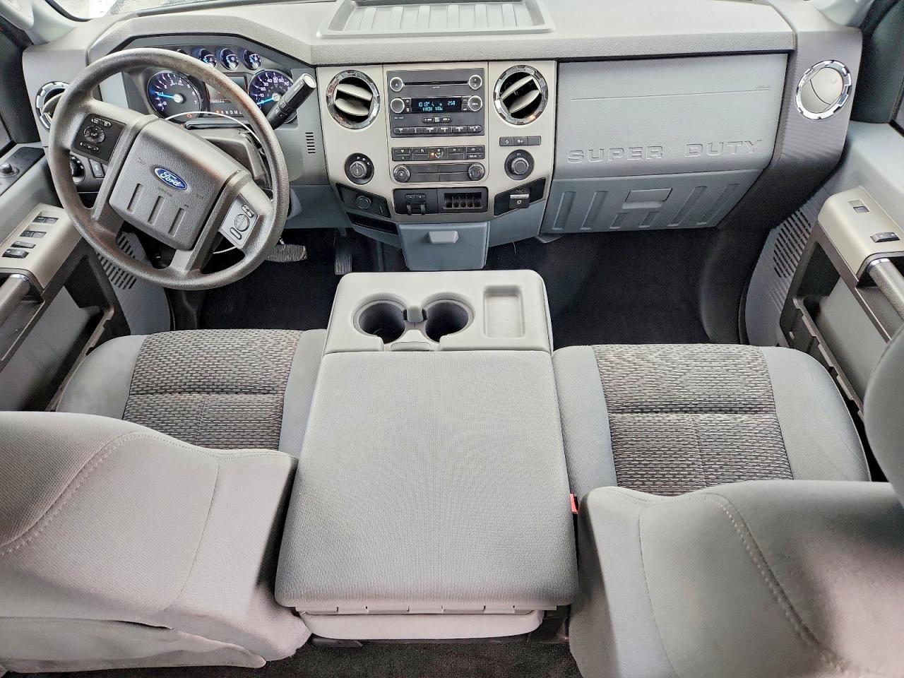 2015 Ford F350 Super Duty Silver vin: 1FT8W3B60FED08107