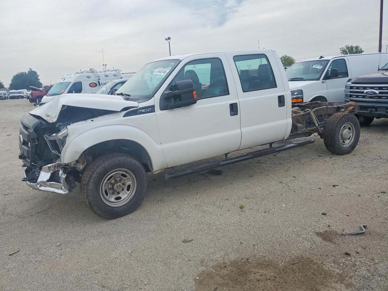 2015 Ford F350 Super Duty White vin: 1FT8W3B62FEB45833