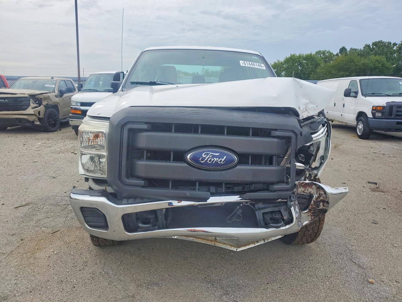 2015 Ford F350 Super Duty White vin: 1FT8W3B62FEB45833
