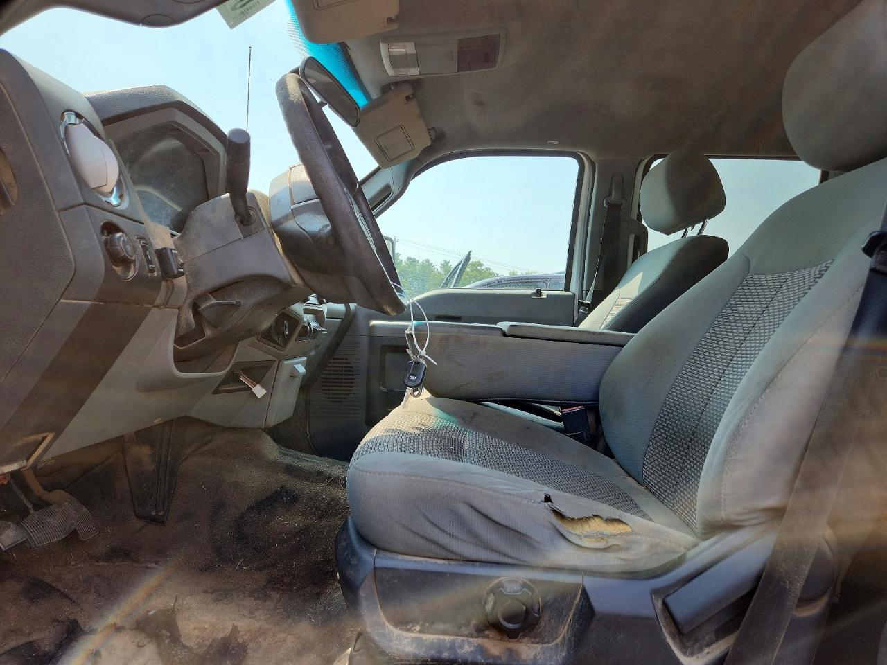 2012 Ford F350 Super Duty White vin: 1FT8W3B64CEB71121