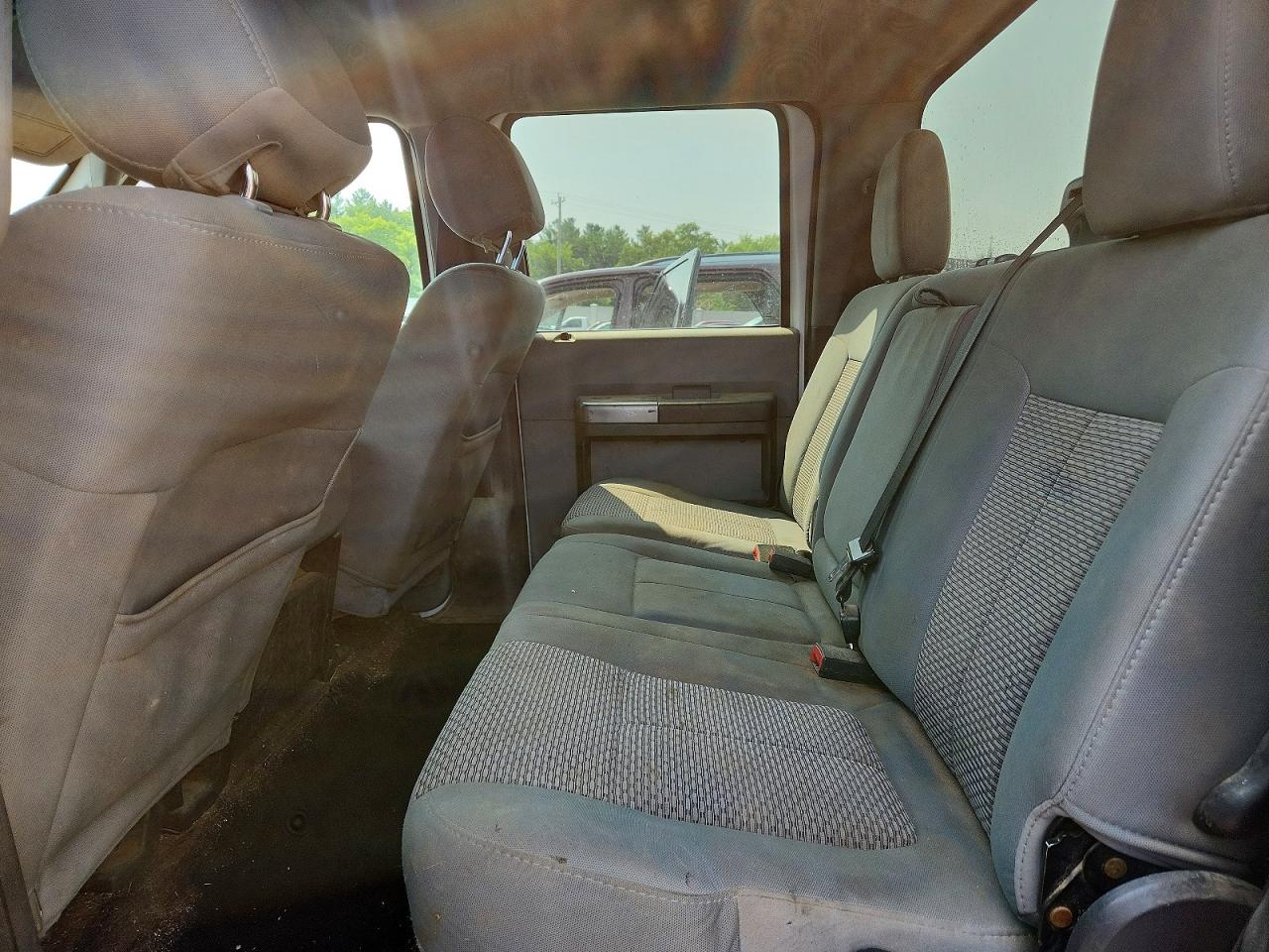 2012 Ford F350 Super Duty White vin: 1FT8W3B64CEB71121