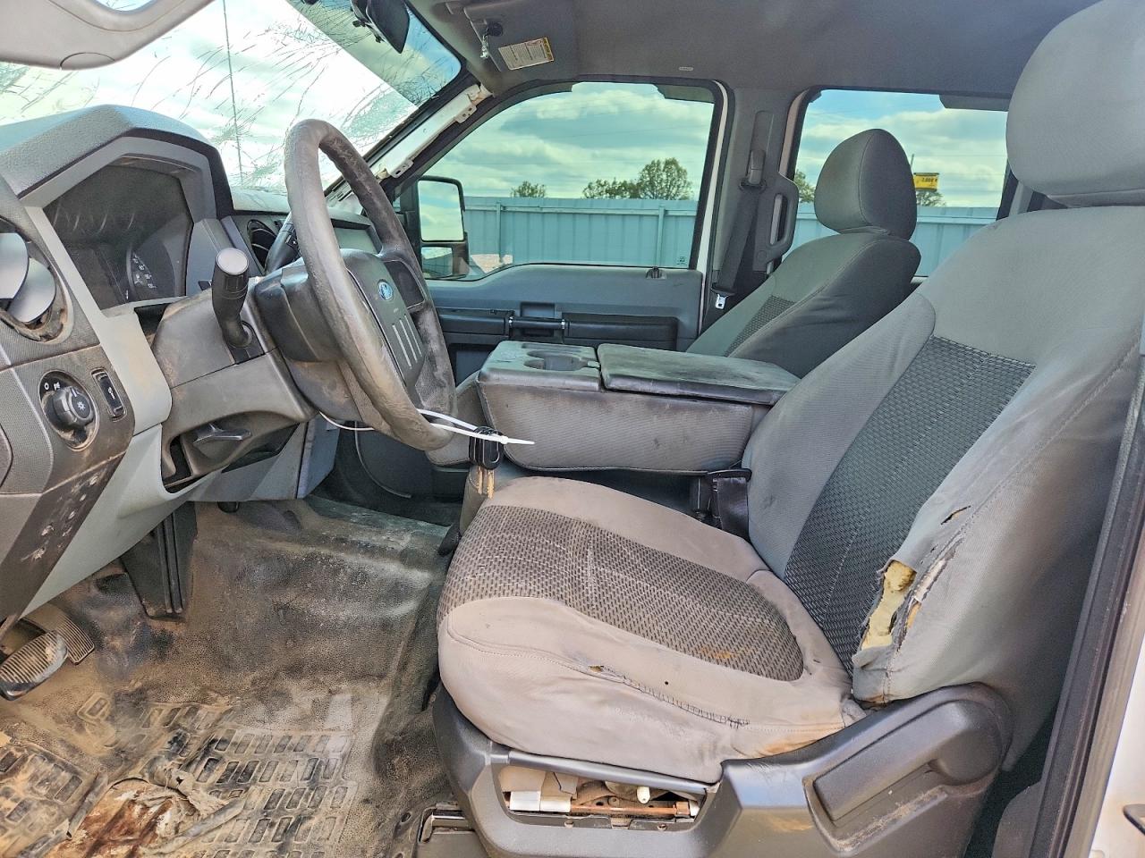 2015 Ford F350 Super Duty Белый vin: 1FT8W3B64FEB68000