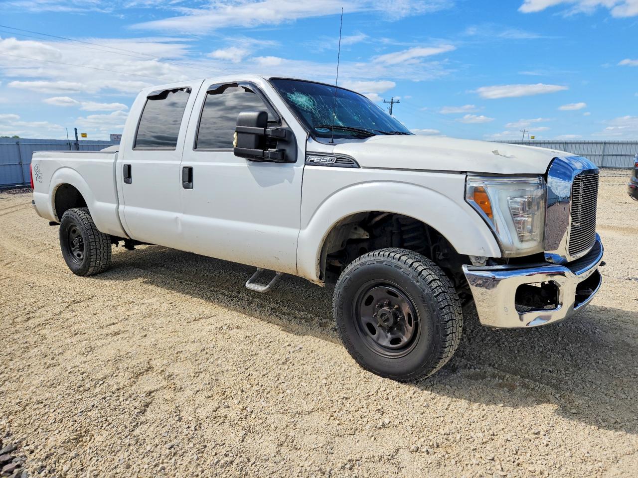 2015 Ford F350 Super Duty Белый vin: 1FT8W3B64FEB68000