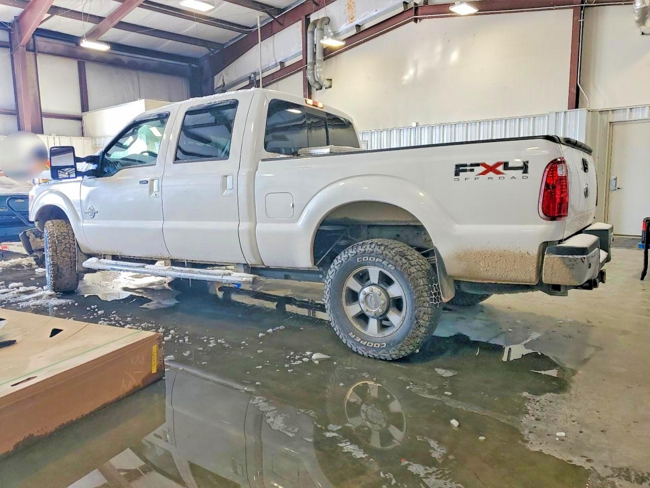 2011 Ford F350 Super Duty White vin: 1FT8W3BT0BEB09378