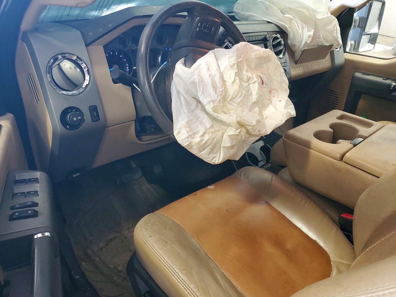 2011 Ford F350 Super Duty White vin: 1FT8W3BT0BEB09378
