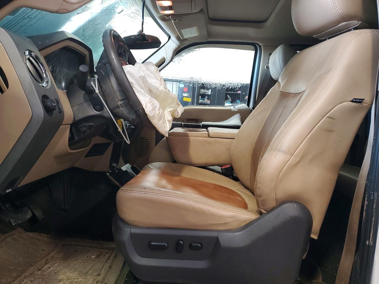 2011 Ford F350 Super Duty White vin: 1FT8W3BT0BEB09378