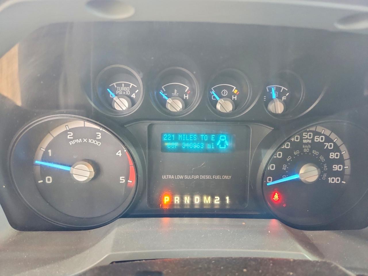 2011 Ford F350 White vin: 1FT8W3BT0BEC34879