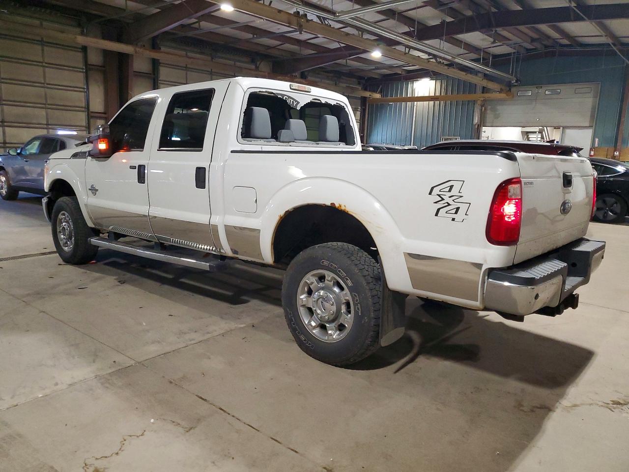 2015 Ford F350 Super Duty Two Tone vin: 1FT8W3BT0FEA61984