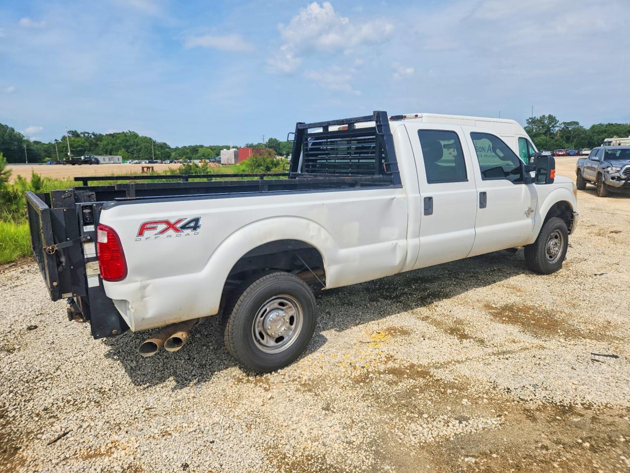 2012 Ford F350 Super Duty White vin: 1FT8W3BT1CEC67701