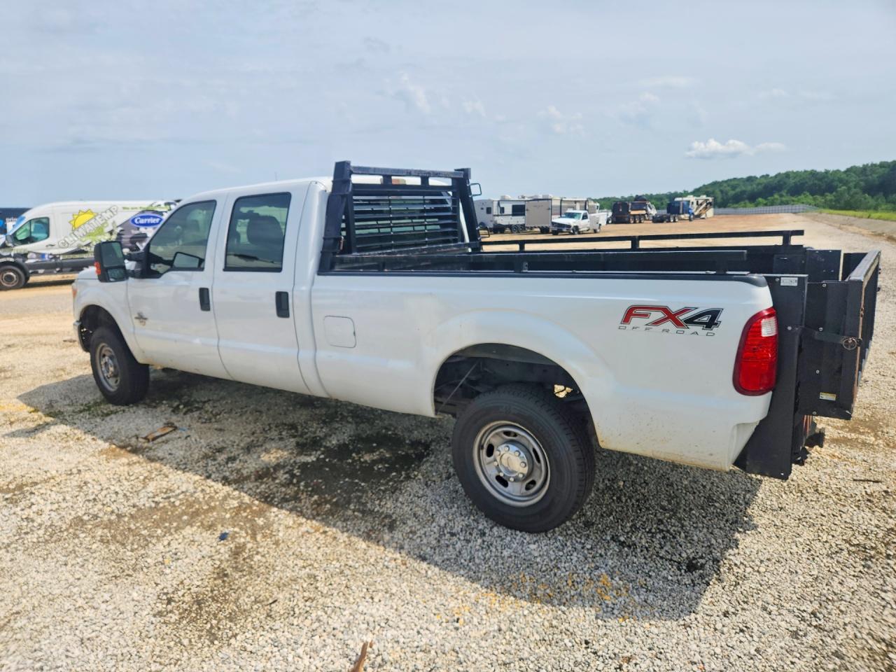2012 Ford F350 Super Duty White vin: 1FT8W3BT1CEC67701