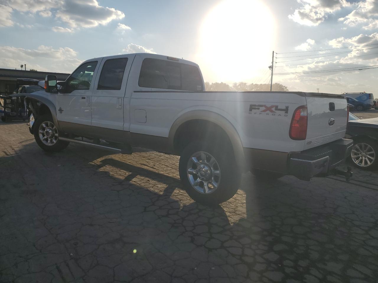 2011 Ford F350 Super Duty White vin: 1FT8W3BT2BEA04115