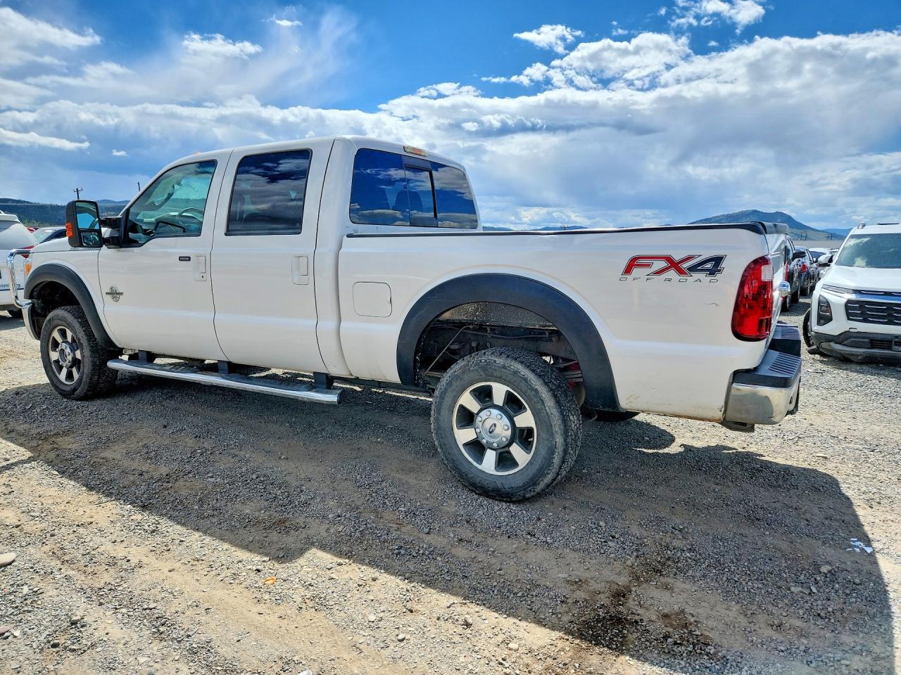 2015 Ford F350 Super Duty White vin: 1FT8W3BT2FEA23334