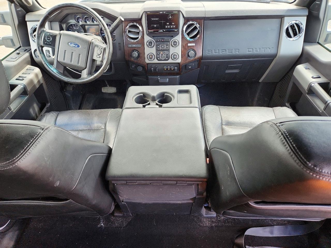 2015 Ford F350 Super Duty White vin: 1FT8W3BT2FEA23334