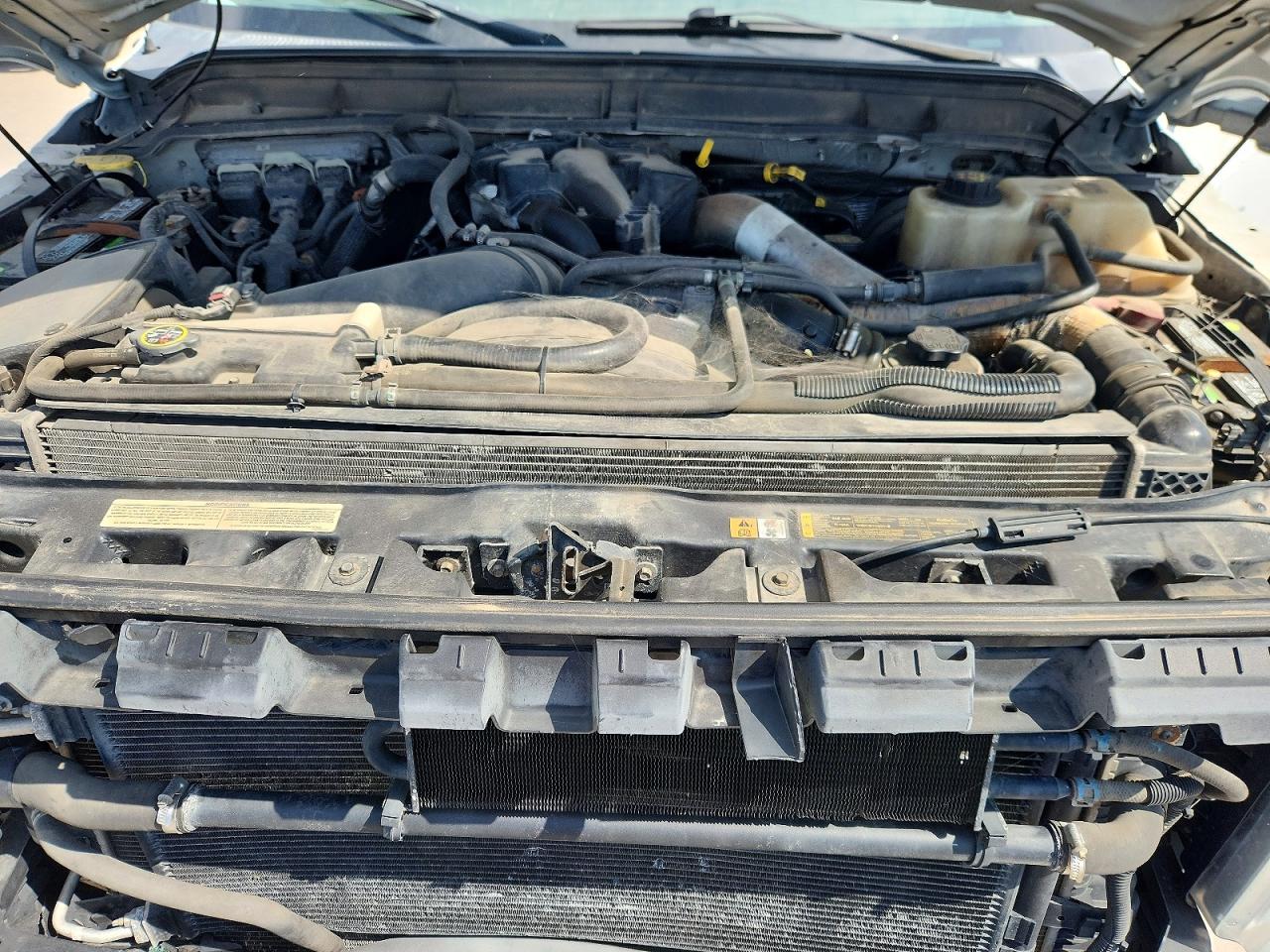 2015 Ford F350 Super Duty Белый vin: 1FT8W3BT2FEA41641