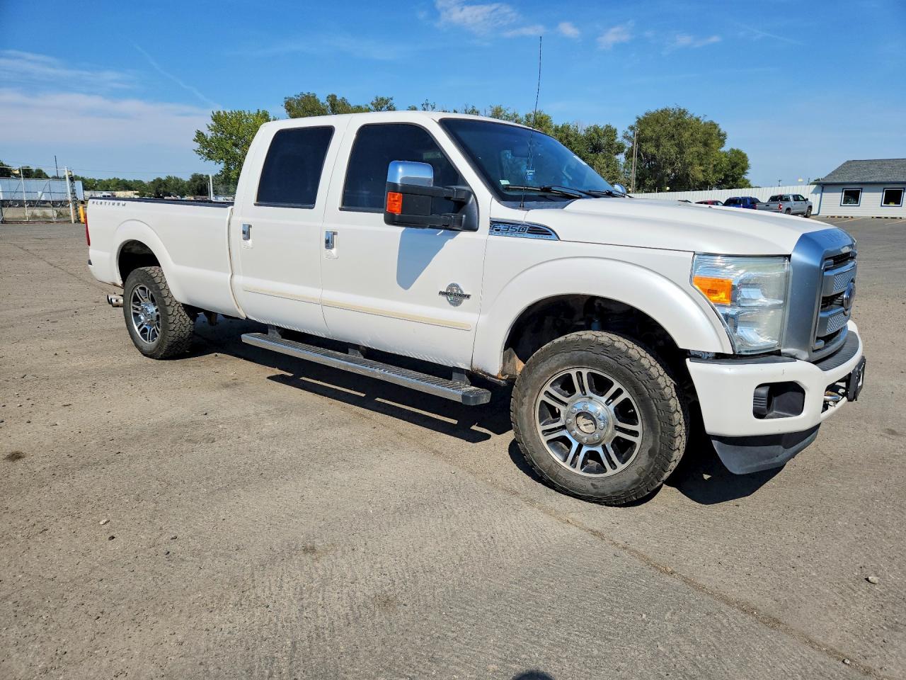 2015 Ford F350 Super Duty White vin: 1FT8W3BT2FEA87504