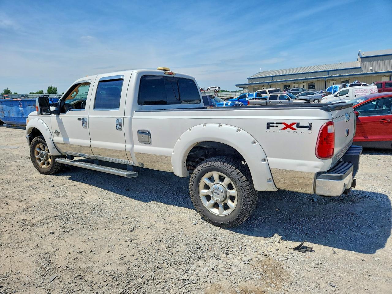 2011 Ford F350 Super Duty White vin: 1FT8W3BT3BEC16117