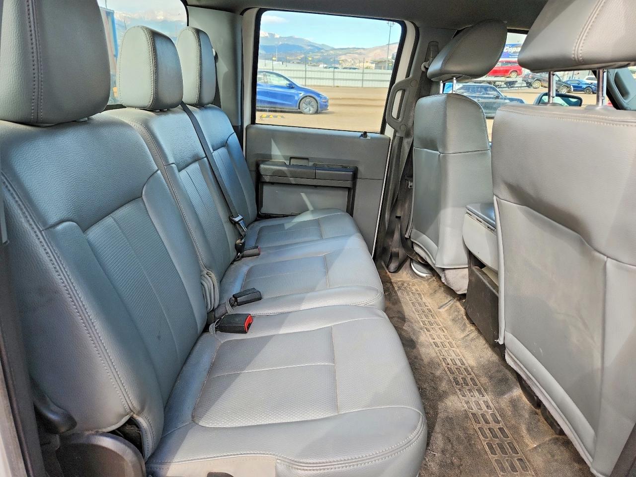 2012 Ford F350 Super Duty White vin: 1FT8W3BT3CEC72639