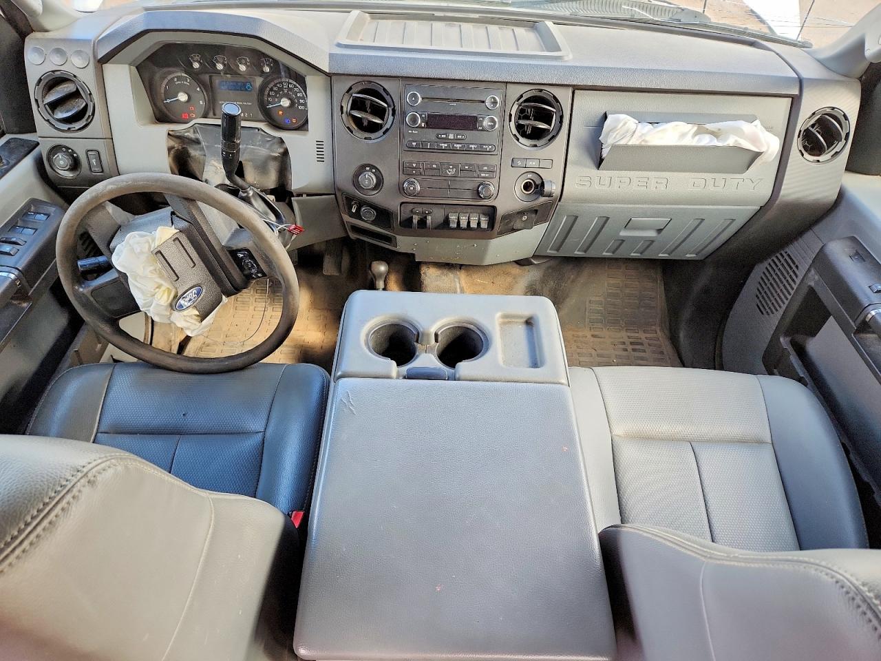 2012 Ford F350 Super Duty White vin: 1FT8W3BT3CEC72639