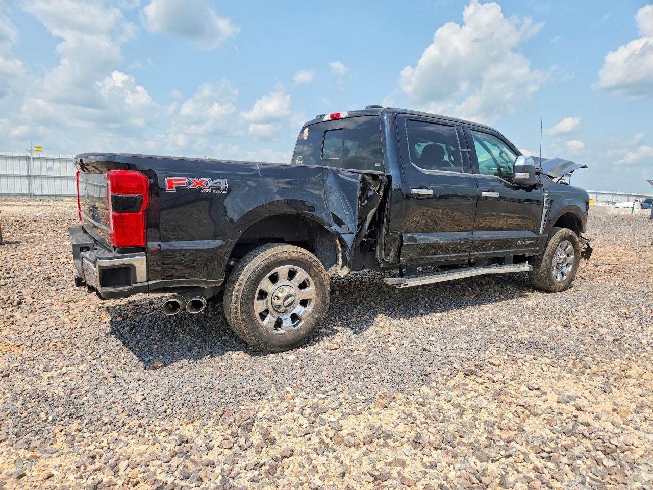 2024 Ford F350 Super Duty Black vin: 1FT8W3BT3REE27568
