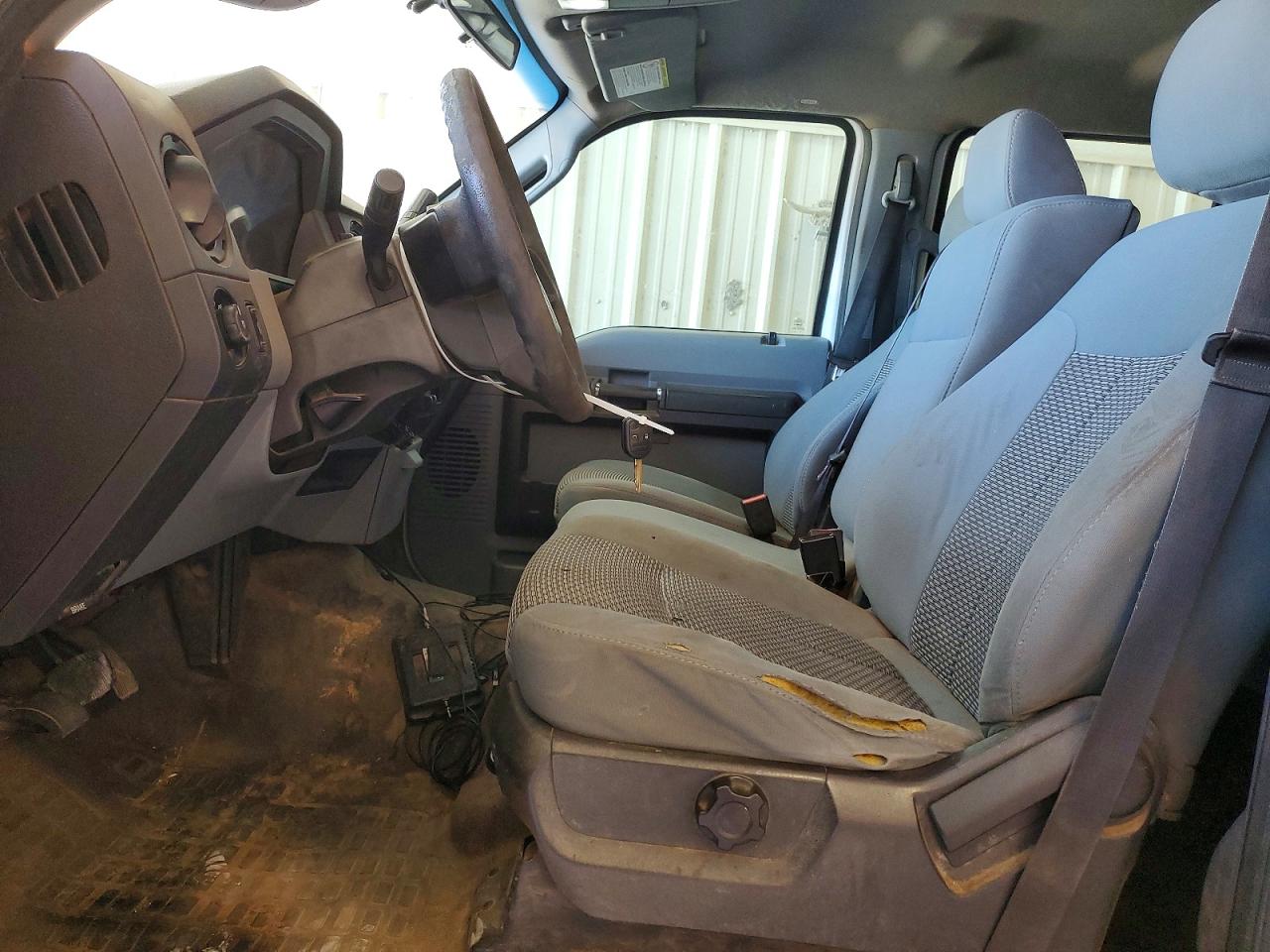 2012 Ford F350 Super Duty White vin: 1FT8W3BT4CEB00197