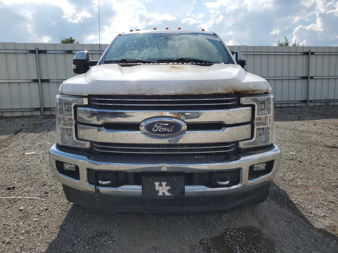 2018 Ford F350 Super Duty White vin: 1FT8W3BT4JEC45835