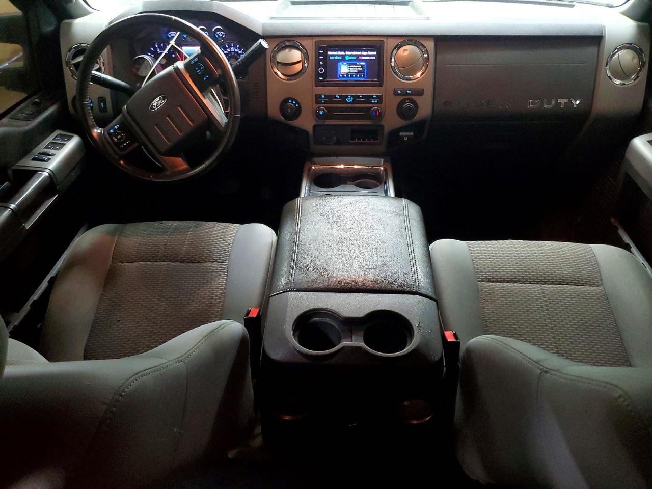 2012 Ford F350 Super Duty White vin: 1FT8W3BT5CEA55349