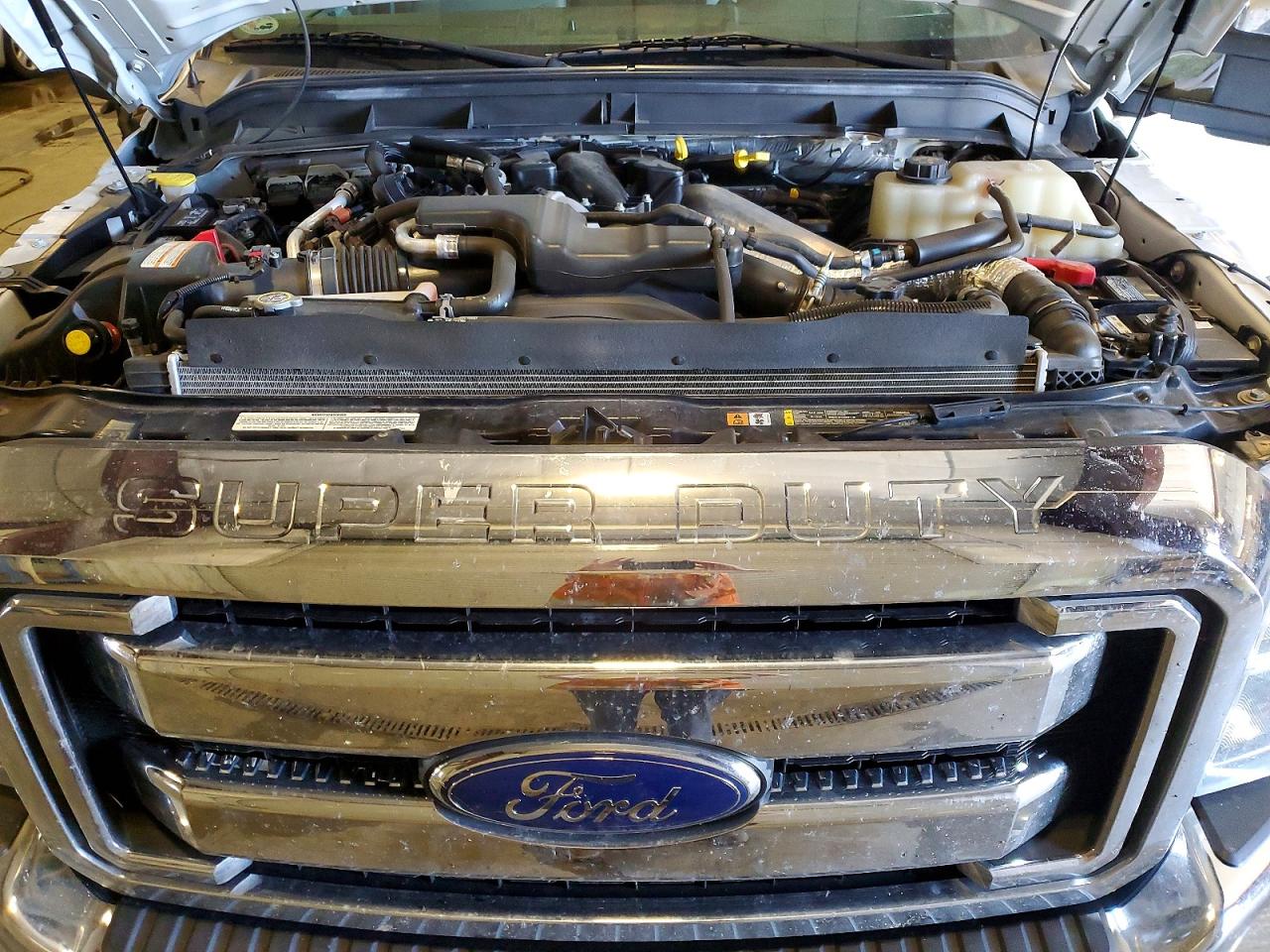 2014 Ford F350 Super Duty White vin: 1FT8W3BT8EEB78534