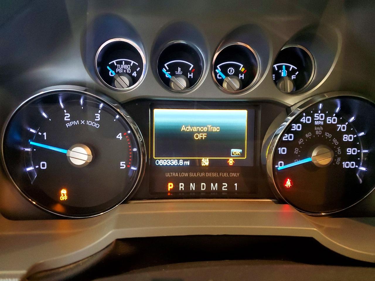 2014 Ford F350 Super Duty White vin: 1FT8W3BT8EEB78534