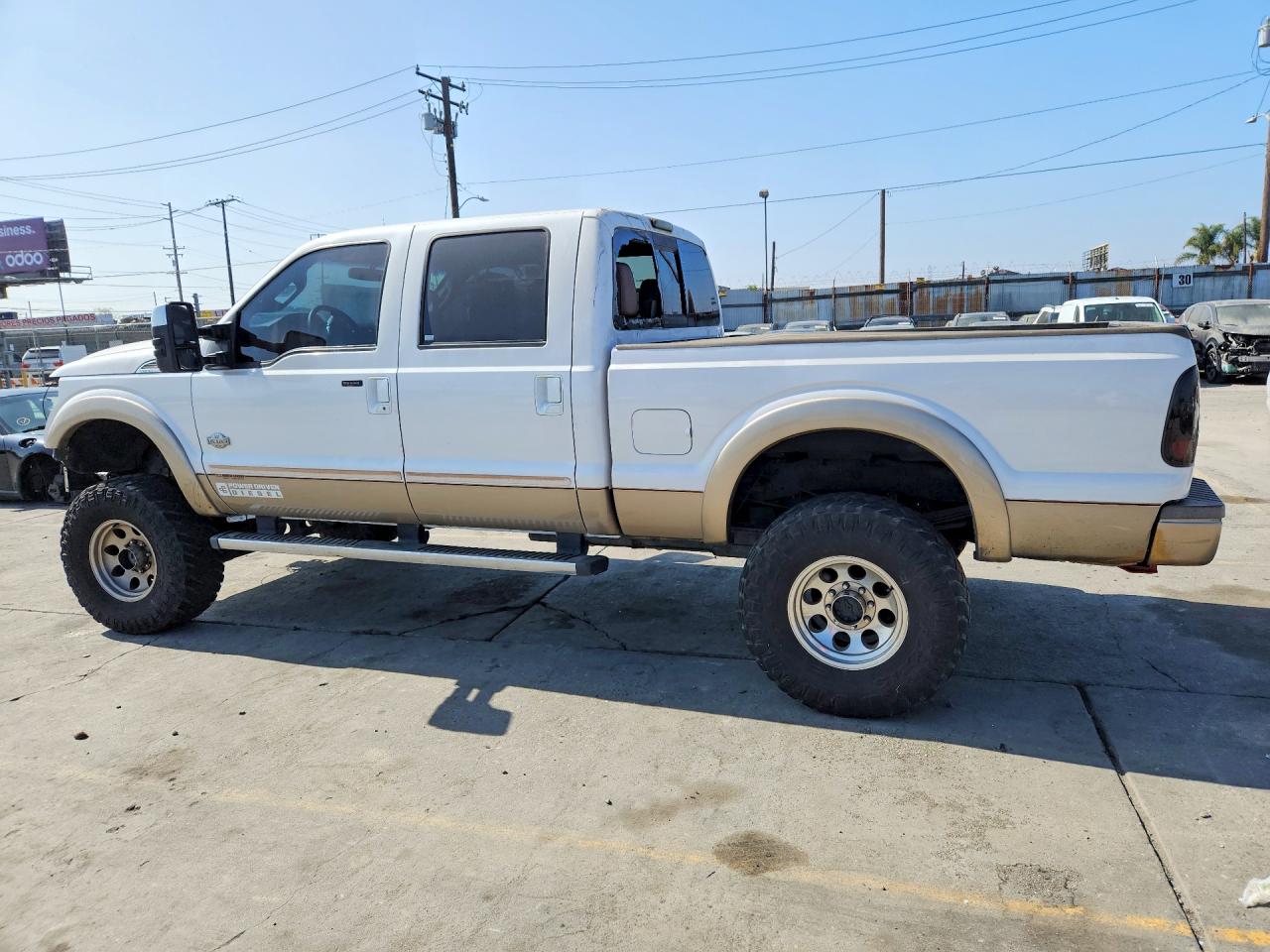 2011 Ford F350 Super Duty Белый vin: 1FT8W3BT9BEC65354