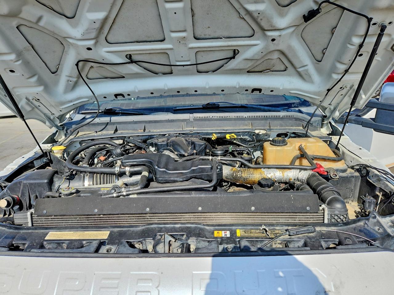 2011 Ford F350 Super Duty Белый vin: 1FT8W3BT9BEC65354