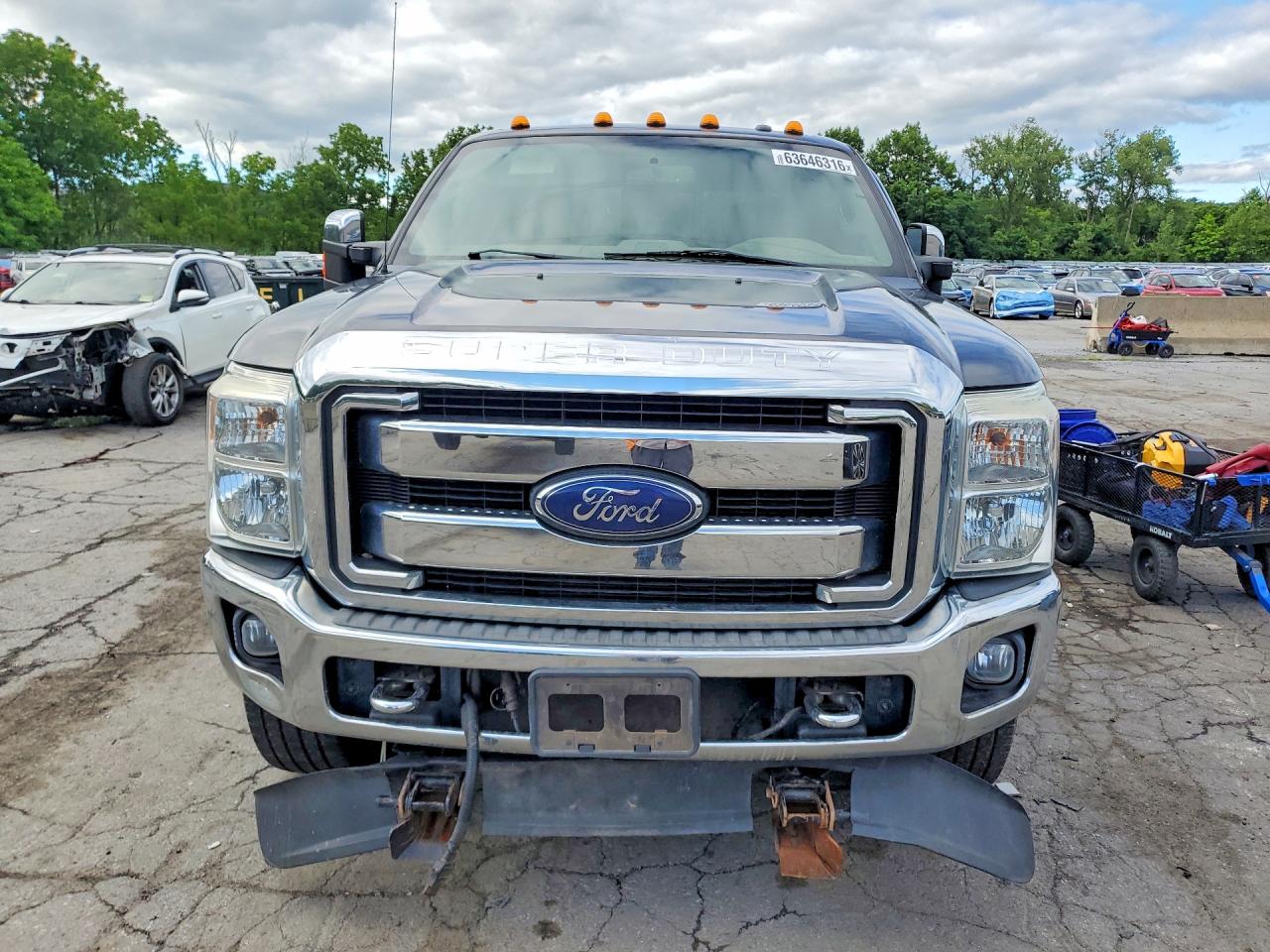 2015 Ford F350 Super Duty Серый vin: 1FT8W3BT9FEB74655