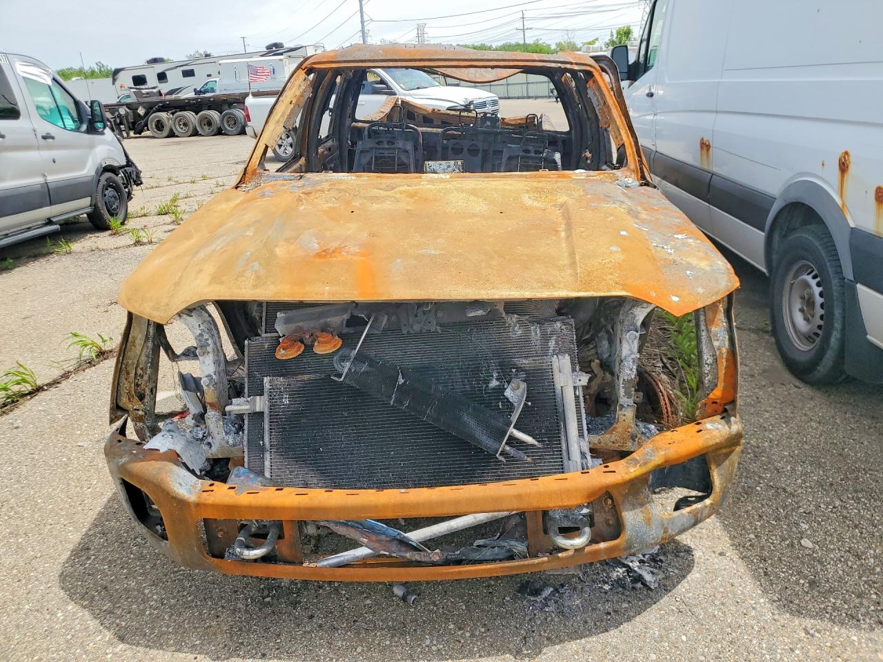 2015 Ford F350 Super Duty Burn vin: 1FT8W3BT9FED38017