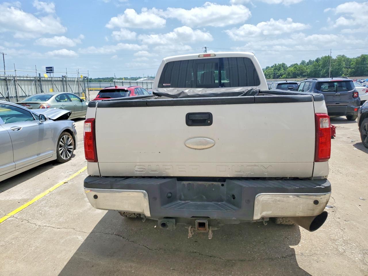 2012 Ford F350 Super Duty White vin: 1FT8W3BTXCEA64287