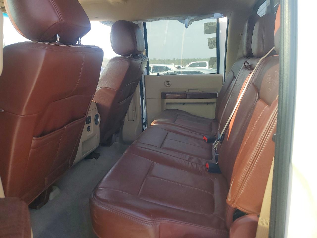 2014 Ford F350 White vin: 1FT8W3BTXEEB24779