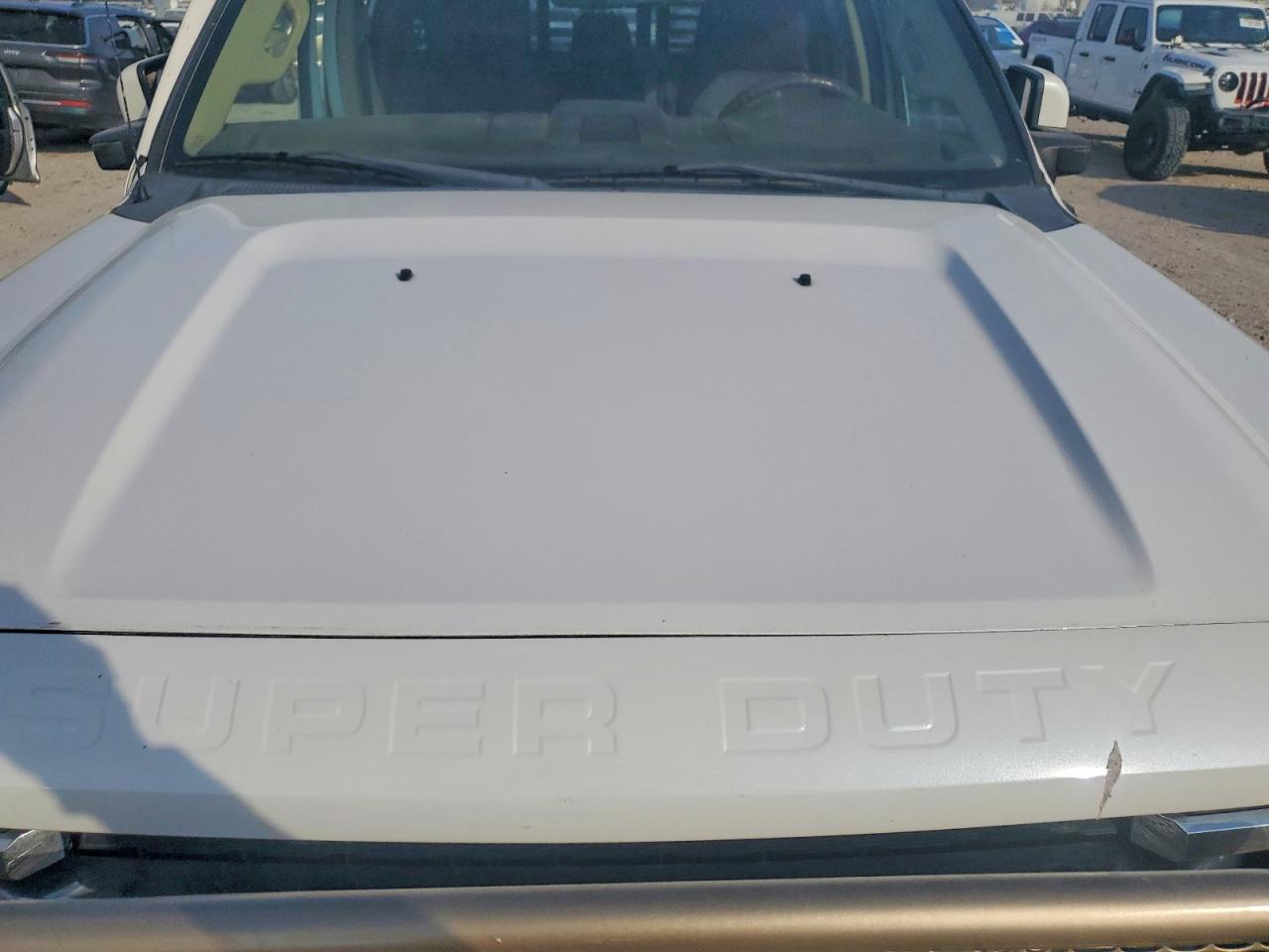 2014 Ford F350 White vin: 1FT8W3BTXEEB24779