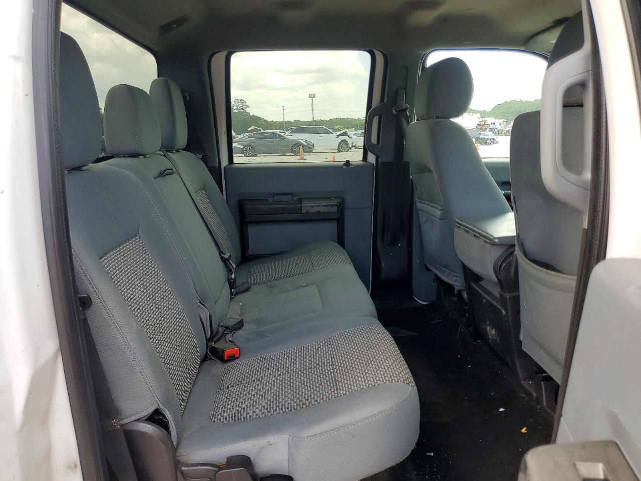2012 Ford F350 Super Duty White vin: 1FT8W3DT0CEA08923
