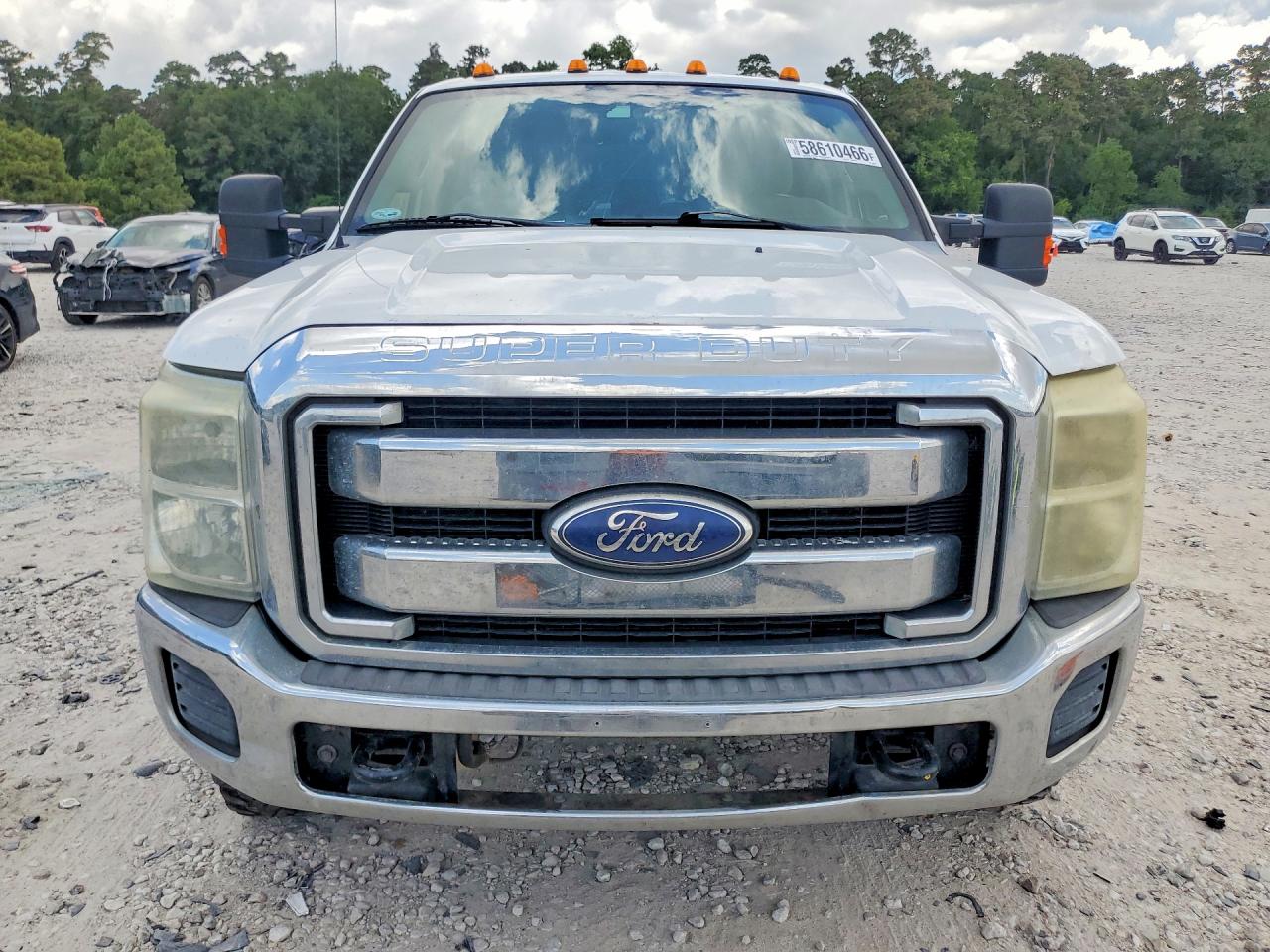 2012 Ford F350 Super Duty White vin: 1FT8W3DT0CEA08923