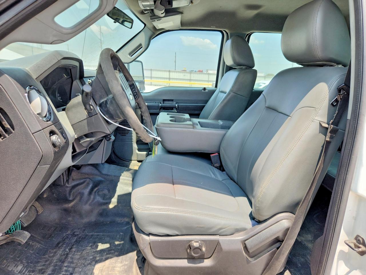 2012 Ford F350 Super Duty White vin: 1FT8W3DT1CEC85113