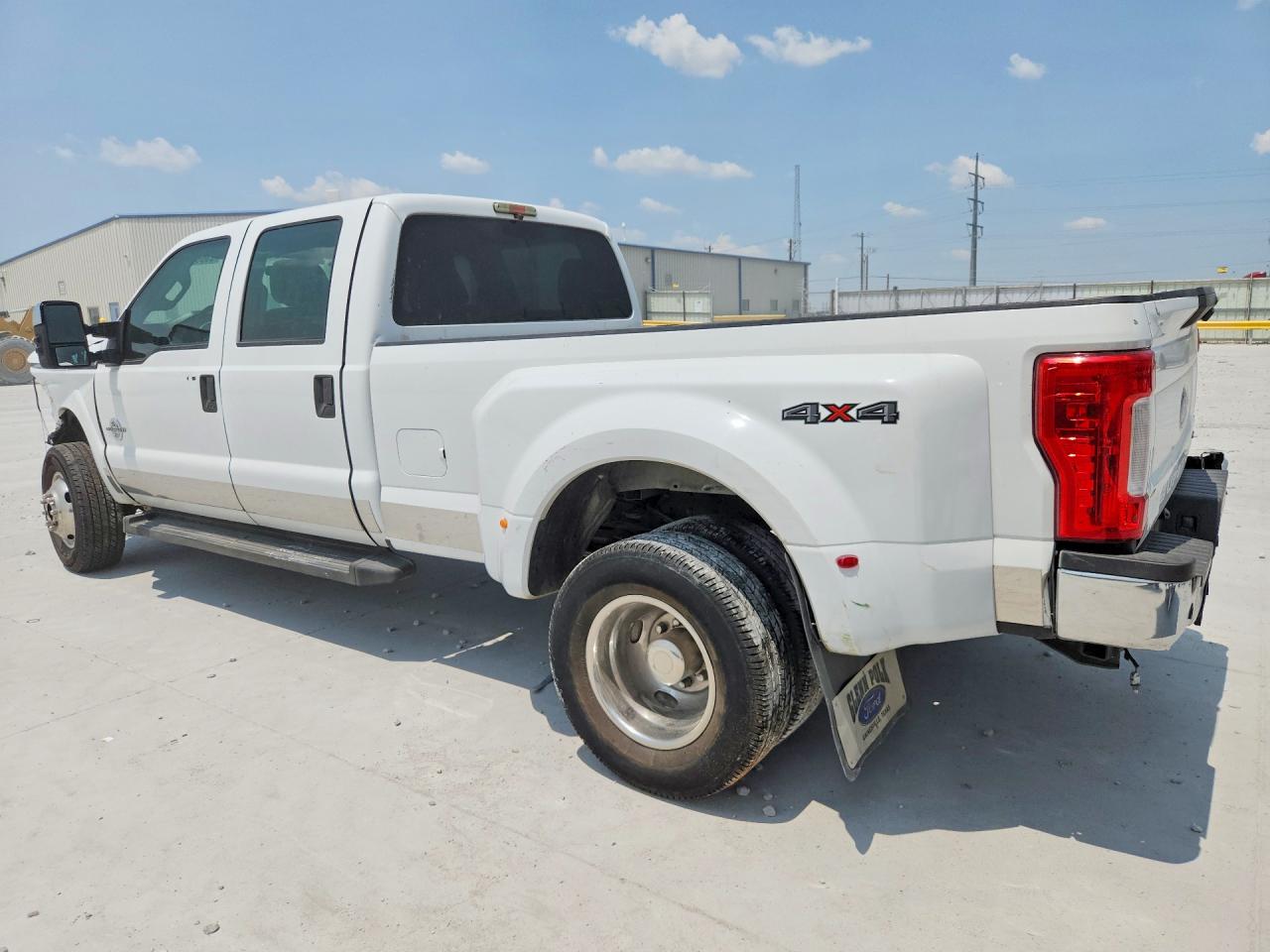 2012 Ford F350 Super Duty White vin: 1FT8W3DT1CEC85113
