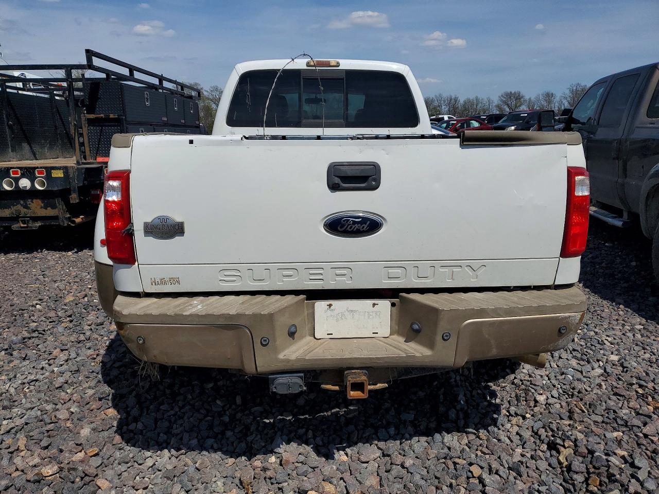 2011 Ford F350 Super Duty Two Tone vin: 1FT8W3DT2BEA55062