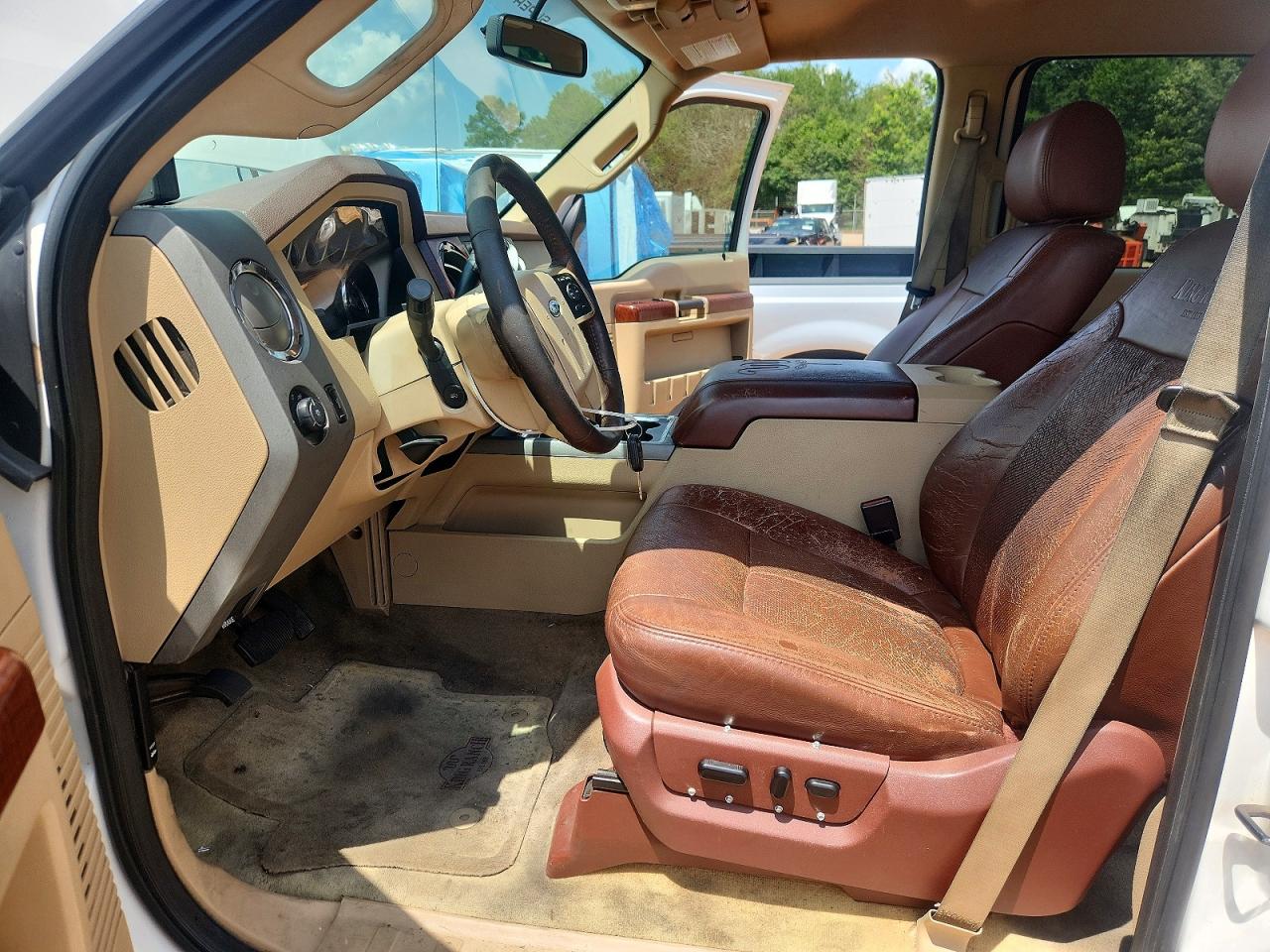 2012 Ford F350 Super Duty White vin: 1FT8W3DT3CEB06974