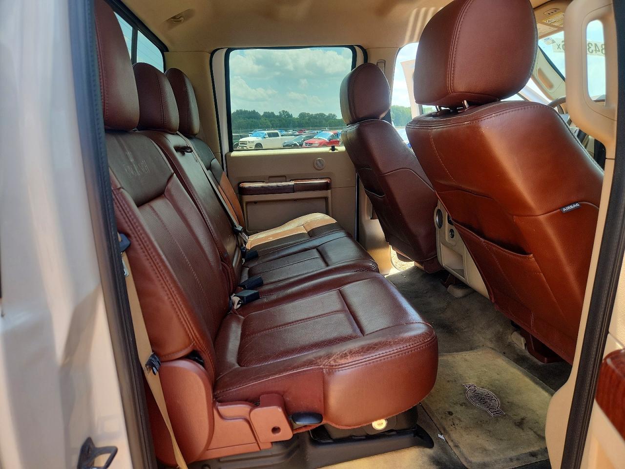 2012 Ford F350 Super Duty White vin: 1FT8W3DT3CEB06974