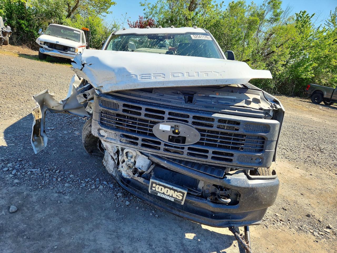 2024 Ford F350 Super Duty White vin: 1FT8W3DT3REF35606