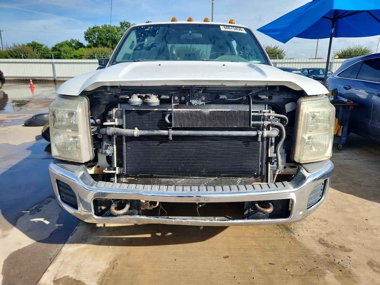 2014 Ford F350 Super Duty White vin: 1FT8W3DT4EEA16249