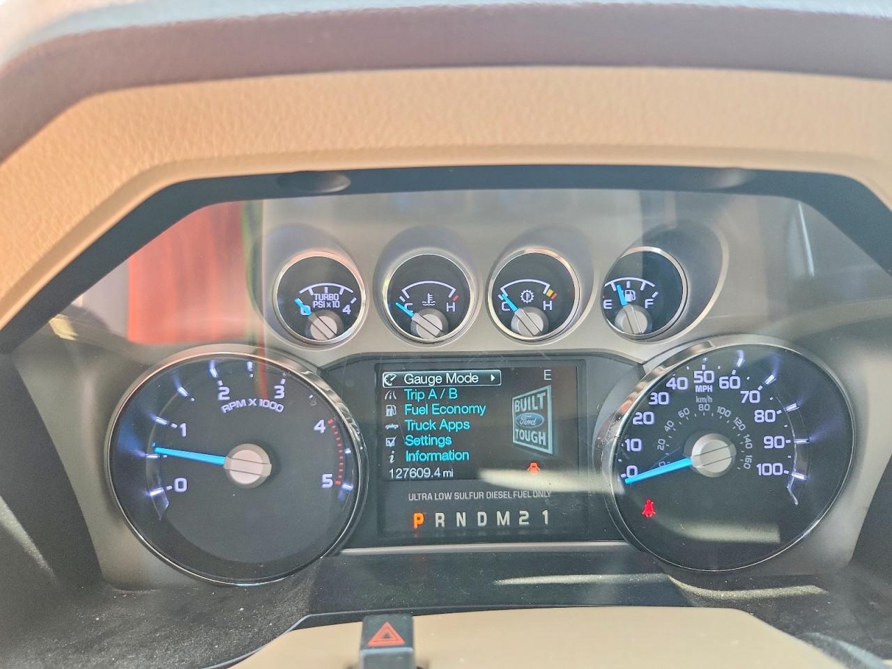 2011 Ford F350 Super Duty White vin: 1FT8W3DT7BEB24490